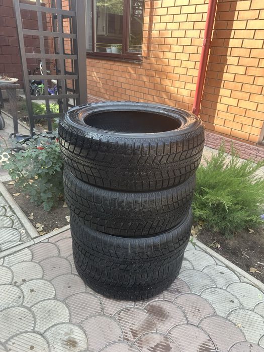 235/55/R19 зимняя резина Nitto (Япония/Липучки)