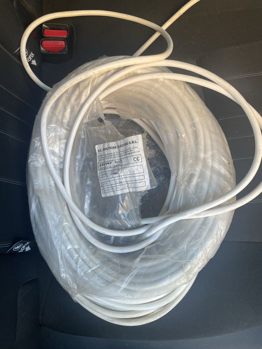 Vand cablu de cu curent 100 metri