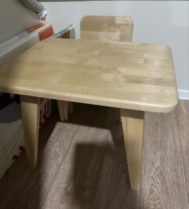 Детский стол и стульчик