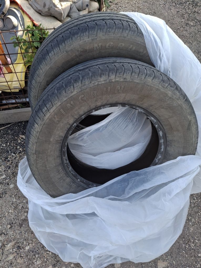 Продам шины 3 шт.