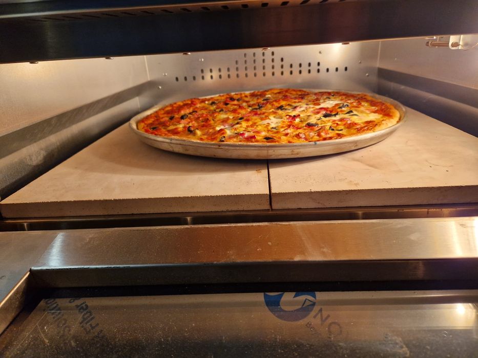Cuptor Pizza pe Gaz nou Garantie