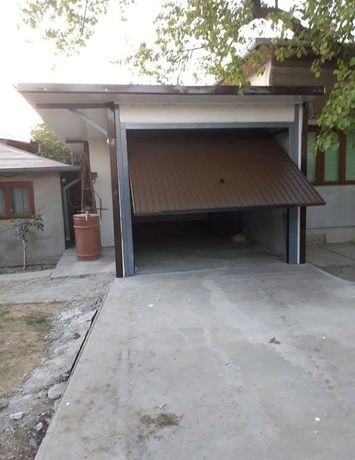 Vand garaje pe structură metalică 7 x 5m
