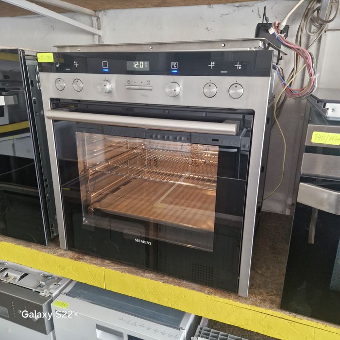 Комплект фурна и плот за вграждане SIEMENS Pyrolyse