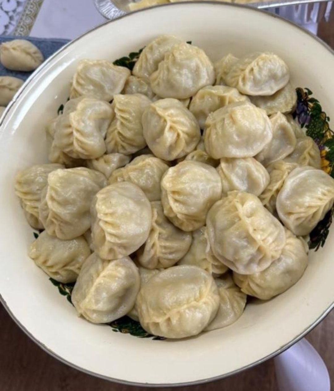 Принимаем заказы на домашние манты из рубленного мяса. Манты с луком/м