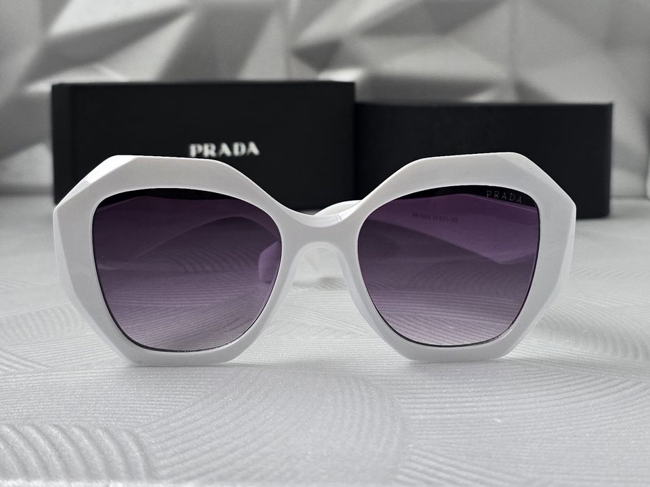 Дамски слънчеви очила многоъгълни