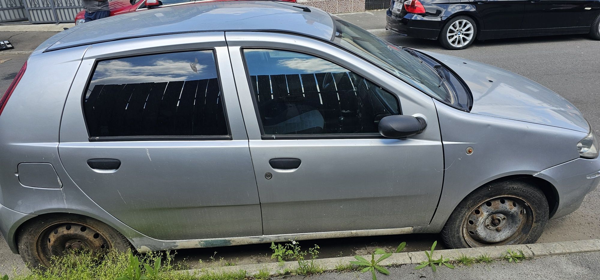 Dezmembrez Fiat punto și panda 2008