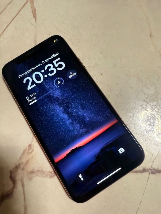 Продам айфон хс срочно