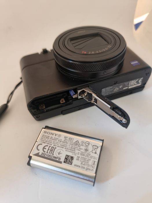 Sony RX100 VI – Aparat foto compact premium, 4K, aproape nou
