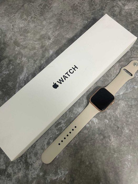 Apple Watch SE 40mm (Актобе 414) лот 800903