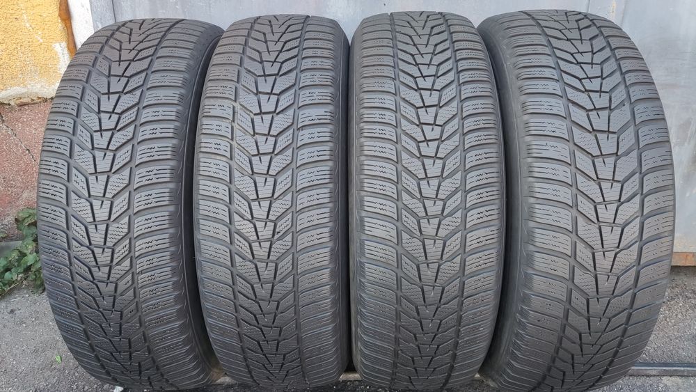 4бр зимни гуми 225/65/17 Hankook Winter I Cept Evo 3, SUV
dot22
6.5mm