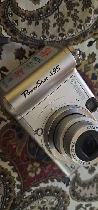 Aparat foto digital Canon PowerShot A95