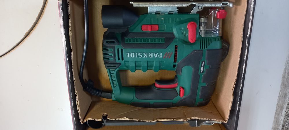 Махален прободен трион (зеге) Parside