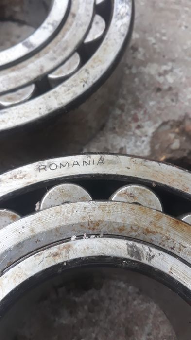 Rulmenți industriali noi