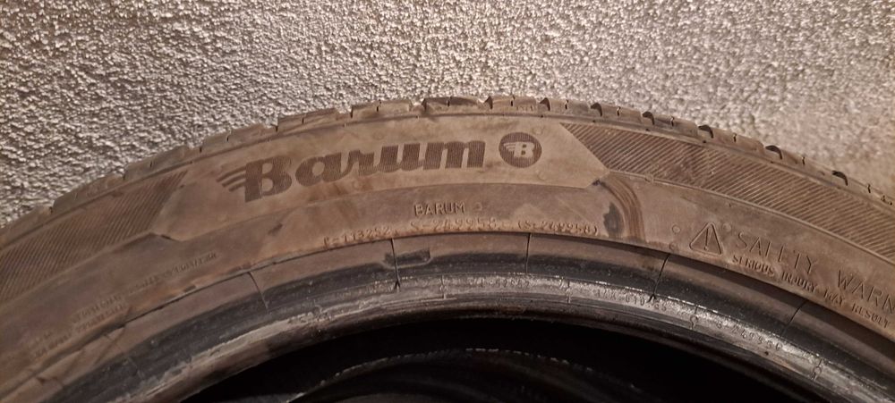 Летни гуми Barum на 4 месеца 225/45/18