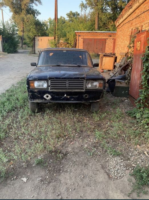 Продам ваз 2107 по запчастям разбор