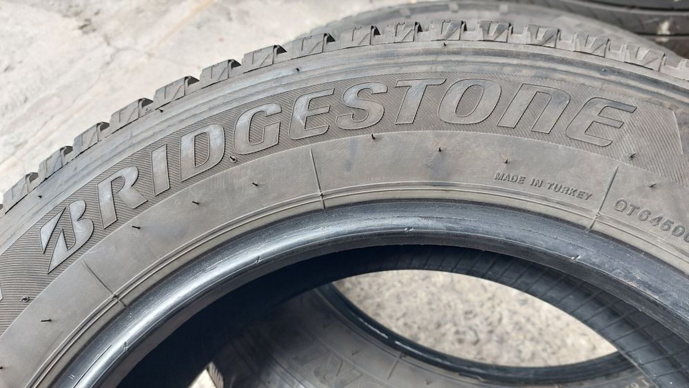 Зимни гуми 195/65/16 C Bridgestone Blizzak W810 2  броя
