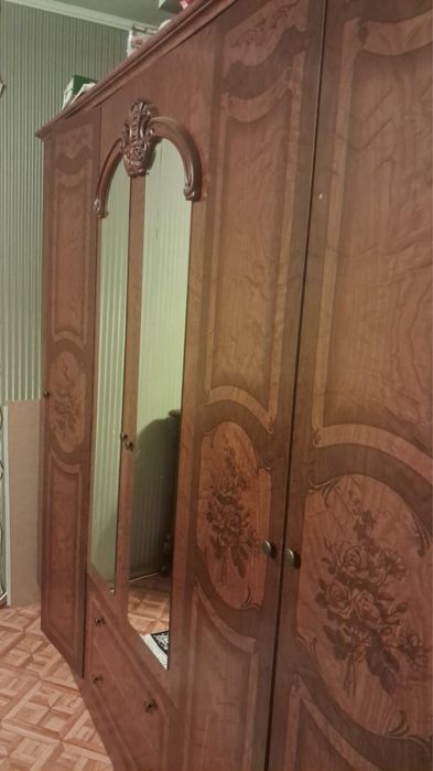 Продам шкаф вещевой