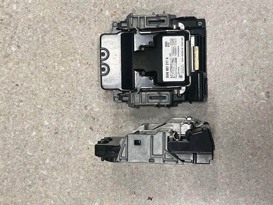 Vând Camera parbriz/Pre-sense/lane asssit/sign assit Audi A4 A5 B9