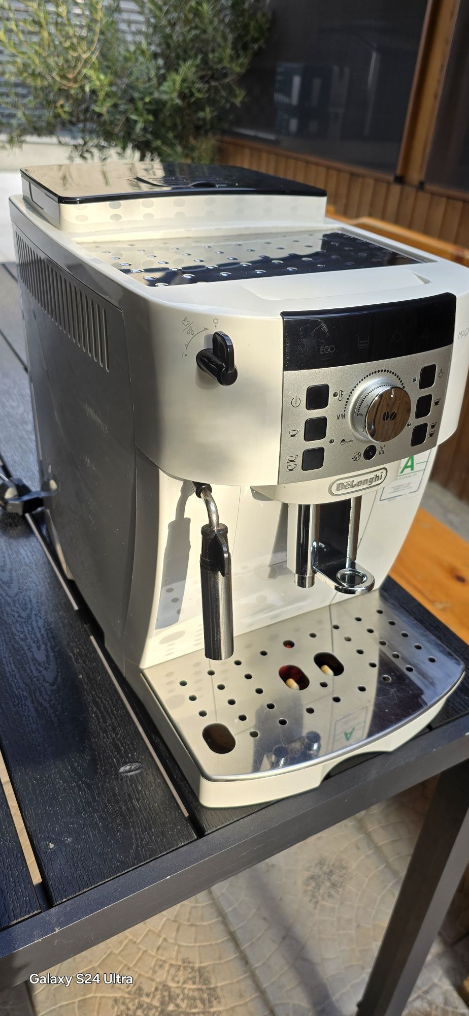 Кафе автомат Delonghi