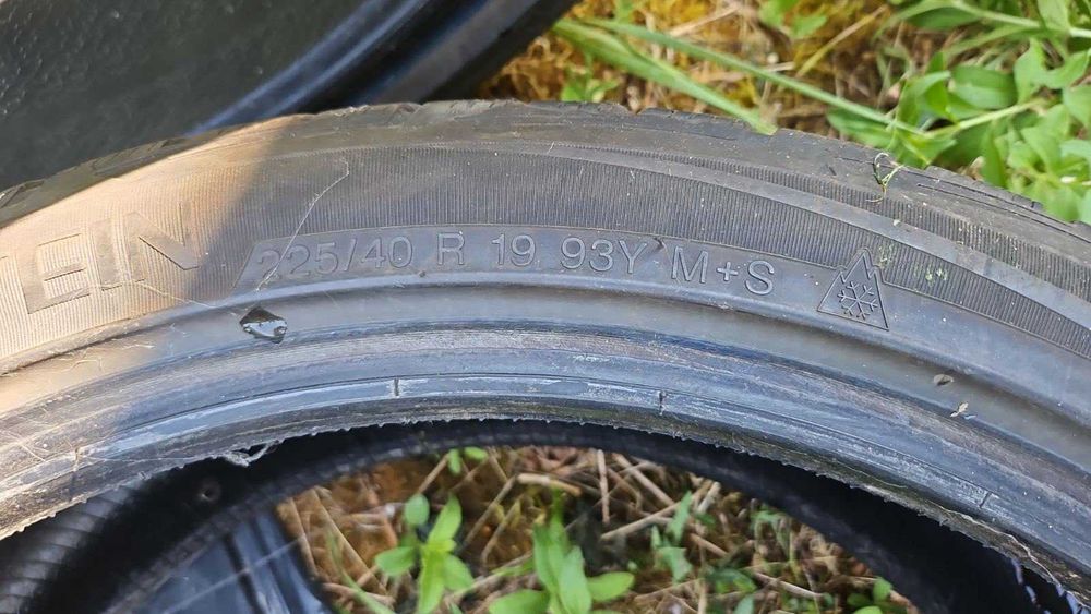 3 Броя зимни гуми Vredestein WINTRAC XTREME 225/40 R19 93Y M+S