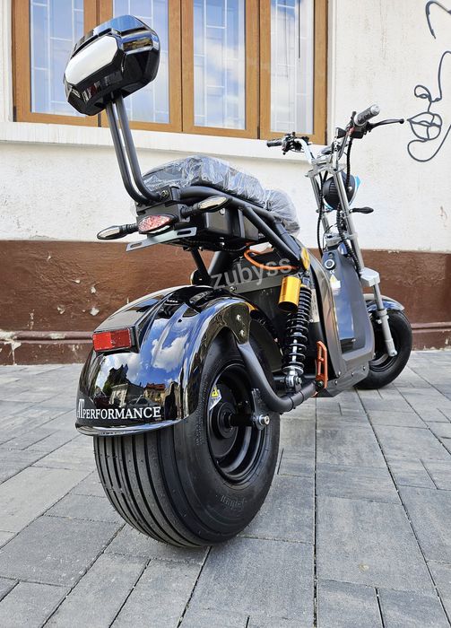 Scuter Electric Fara Permis Smarda 20Ah 60kmh Dotari de Top