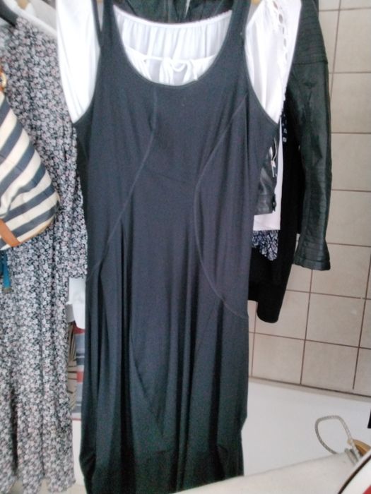 Rochiță superbă croitorie foarte frumos