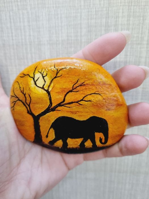 Камъче ръчна изработка,рисувано