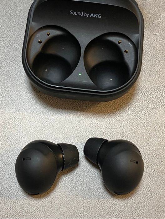 Vând căști Samsung Galaxy Buds 2 Pro