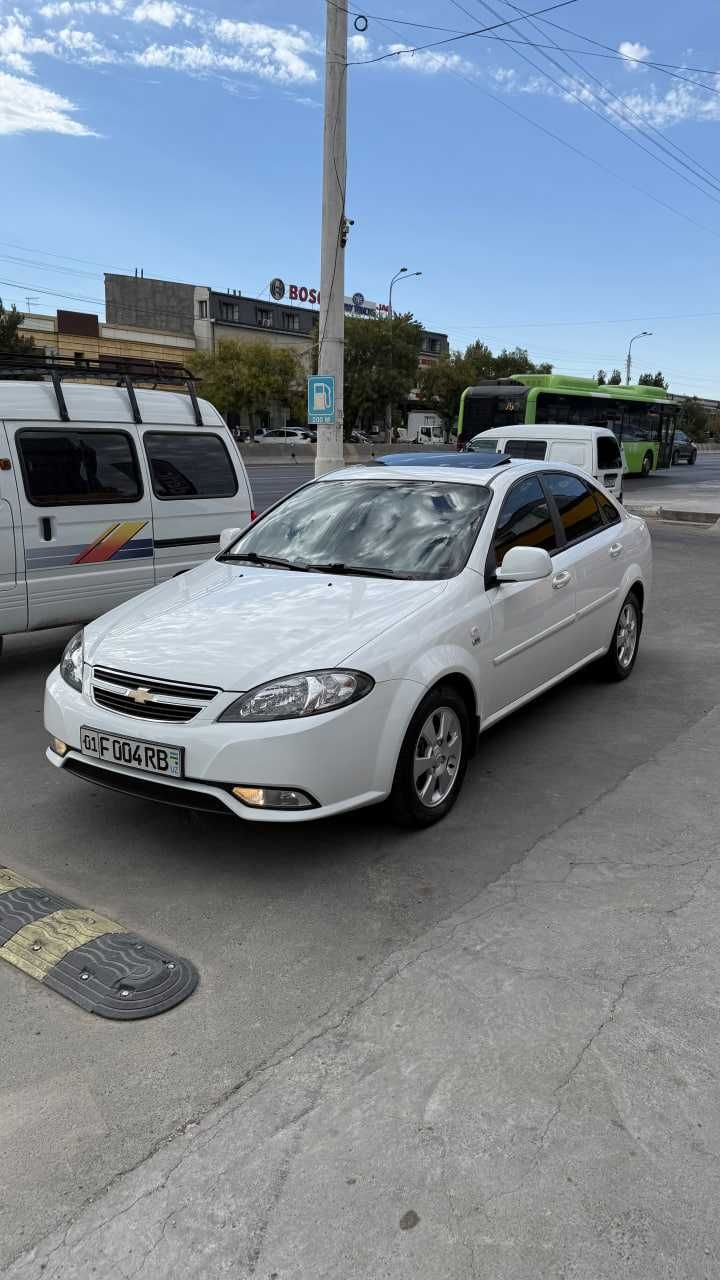 Gentra 2022 full A\T 3-позиция