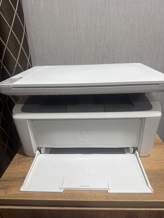 Принтер HP laserjet m141a