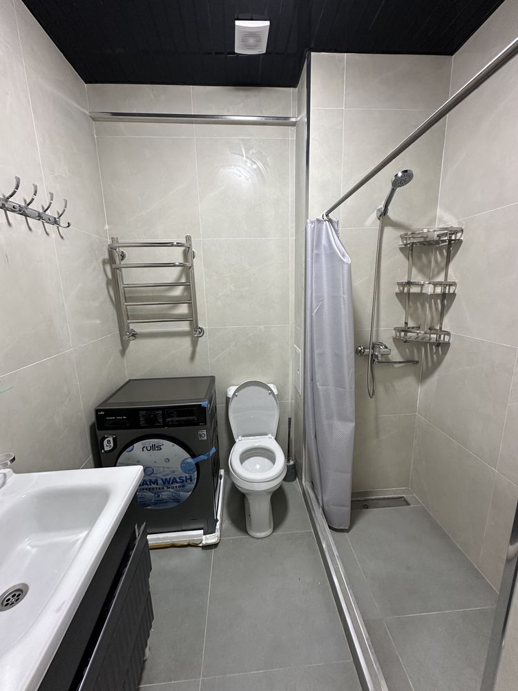 TTZ bozor yonida 2xona , 70kvadrat yengi kvartira !!!