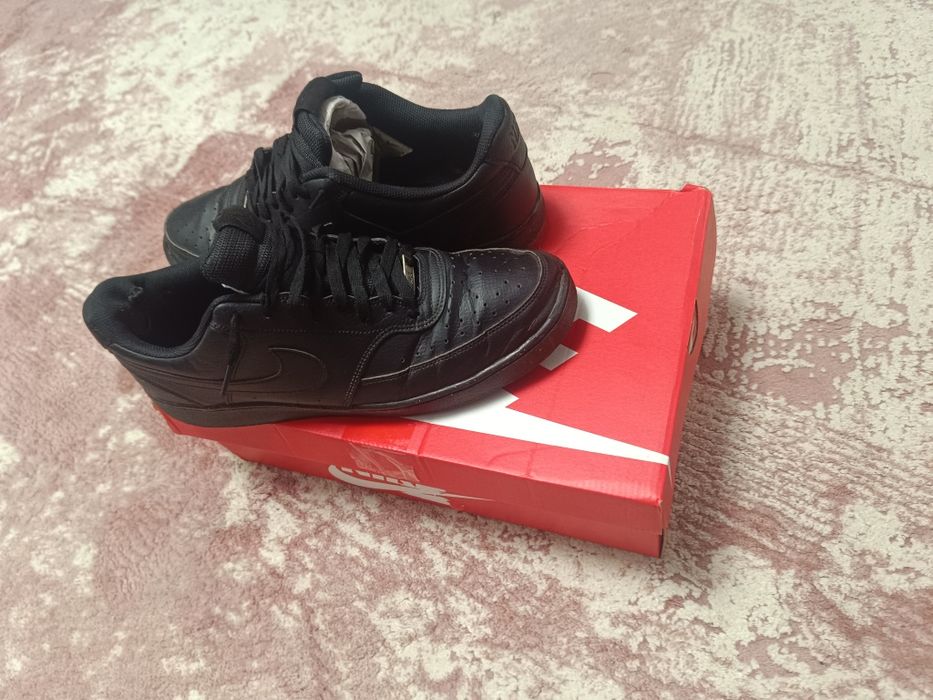 Adidași Nike Air pods 1