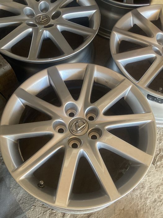 Диски от gs300 в хорошом состоянии только покрашеный.