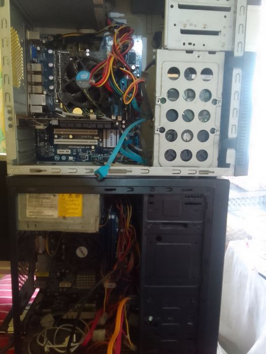 Два компютъра за продаване