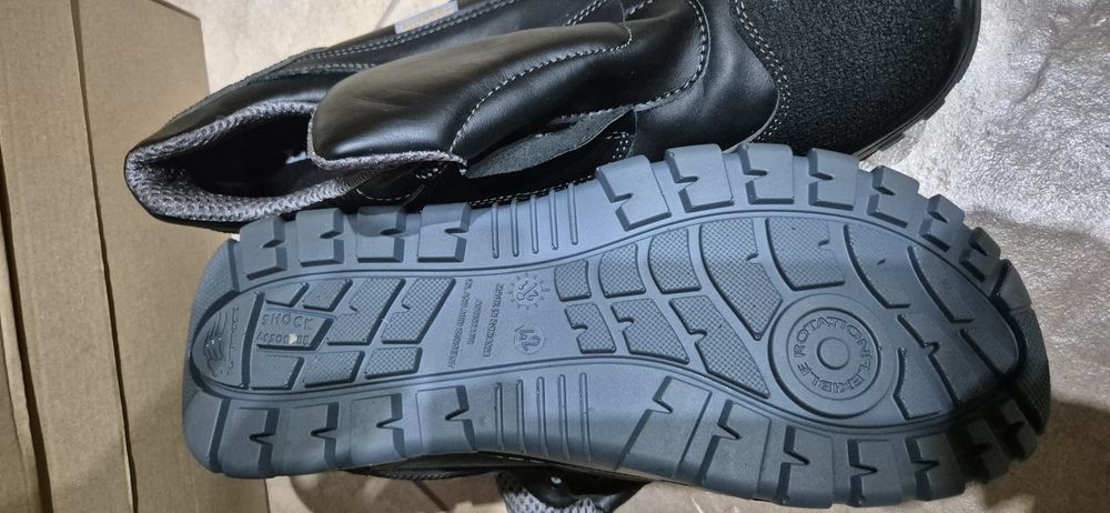 Bocanci de lucru Lenox