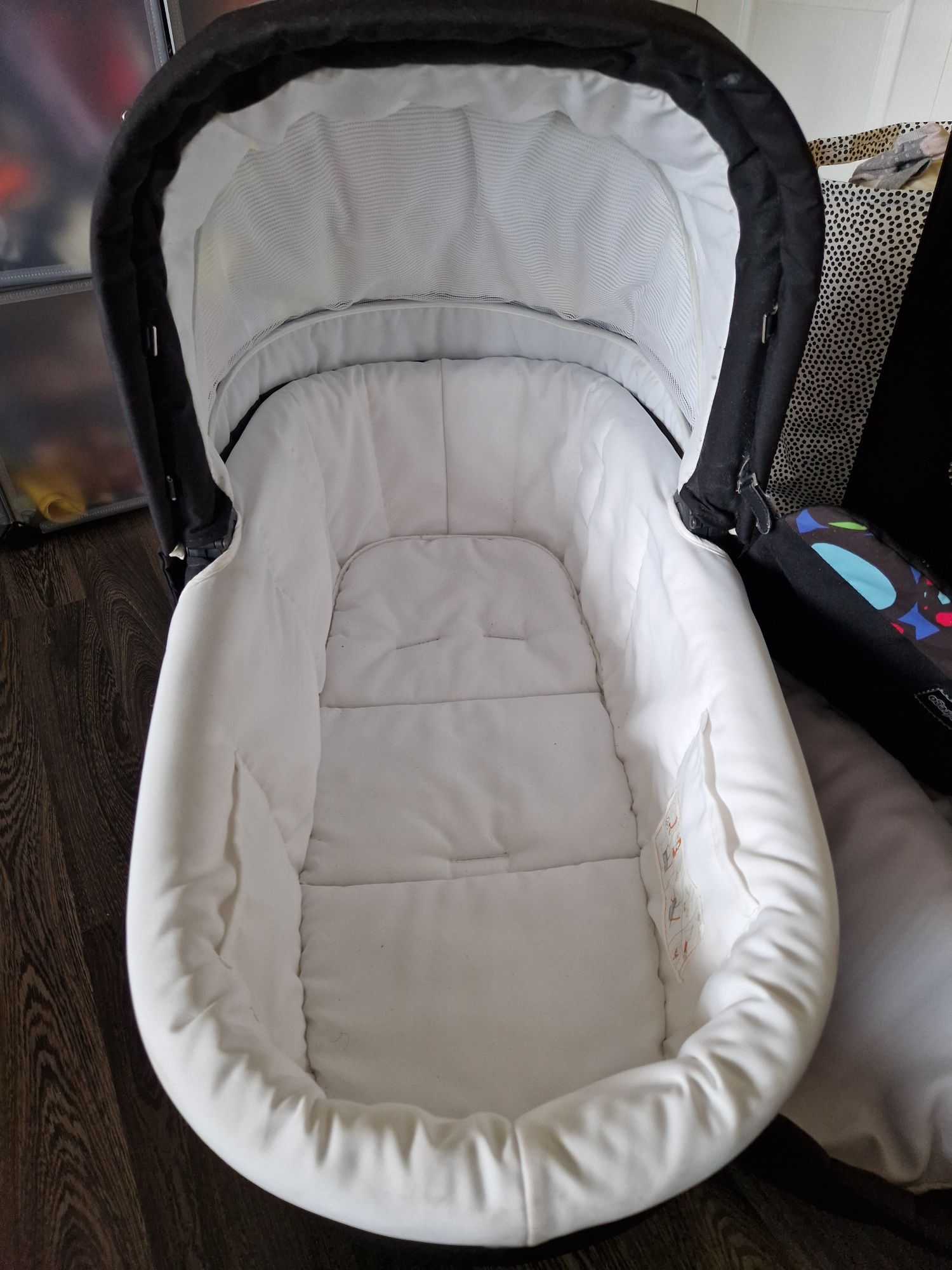 Количка Peg Perego Book Plus S 3в1 и Isofix база за автомобил