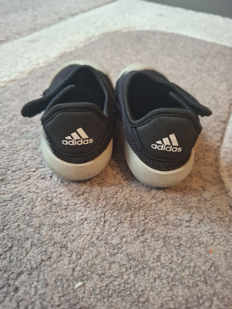 Детски сандали Adidas