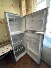 Холодильник в отличном состояние