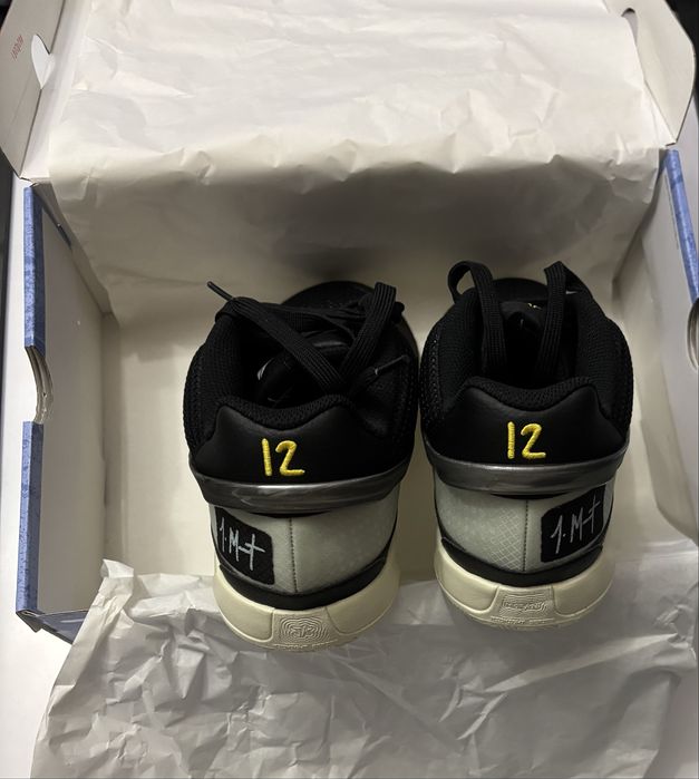 Баскетболни обувки-Nike Ja 1 ( Black Smoke Grey)