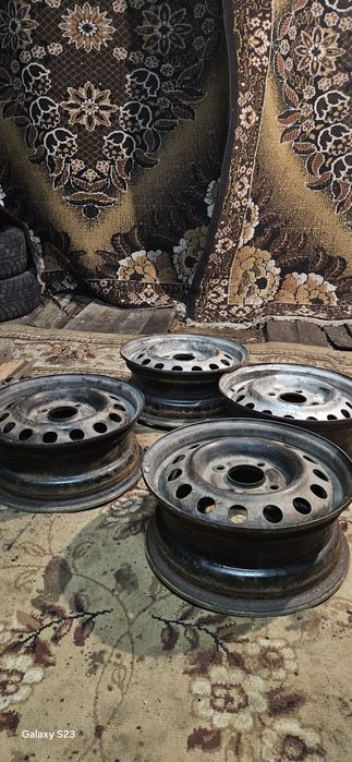 Продам диски 4.114.3 р14