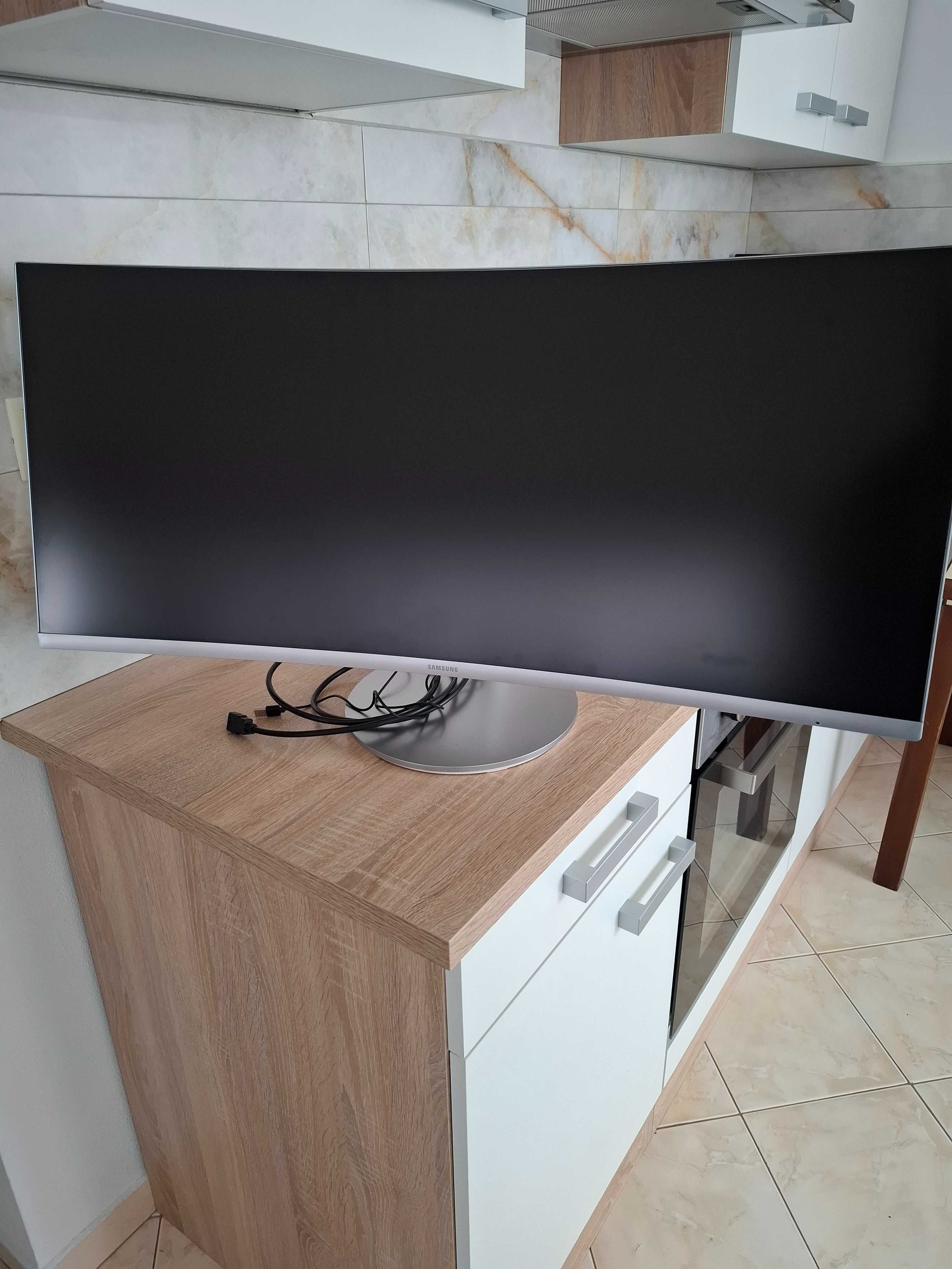 Calculator + monitor
