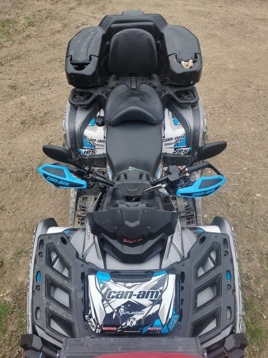Vând atv Can-am outlander 1000r