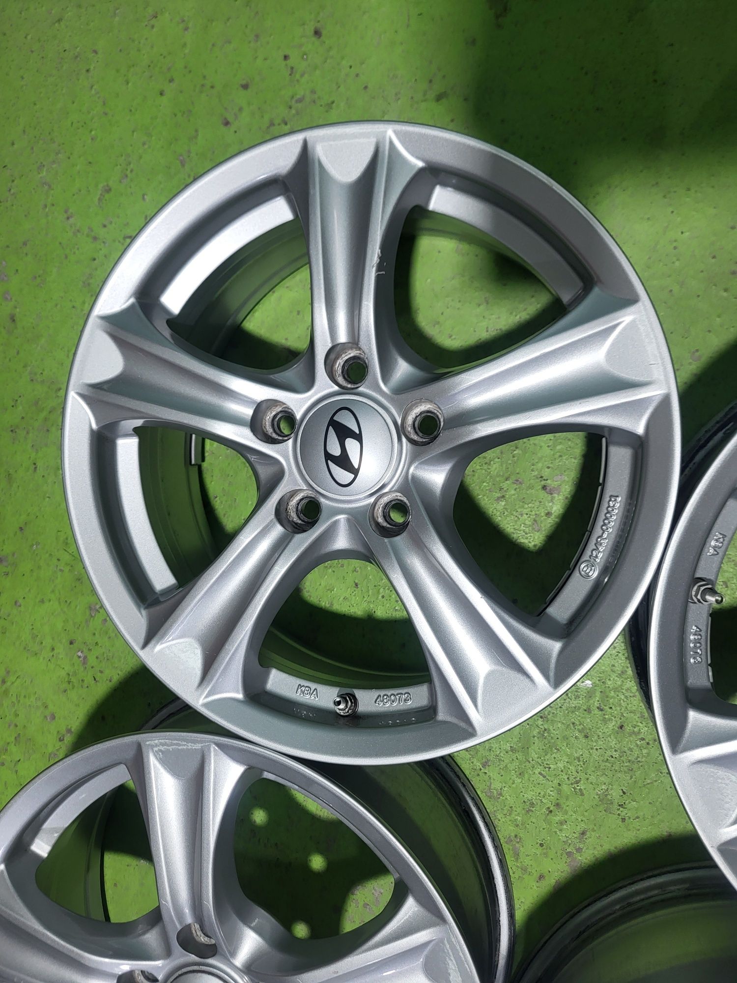 16 5x114.3 Hyundai Kia лети джанти 5х114.3 киа хюндай