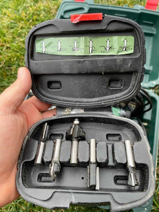 Masina frezat Bosch POF 1400 Ace  1400 W