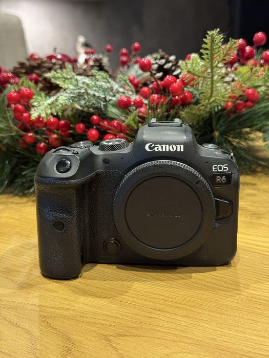 Canon EOS R6 | 4 БАТЕРИИ | Идеален за видео/резервно тяло