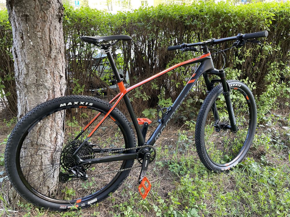 Bicicleta Mondraker Chrono Carbon R 29", 11 kg