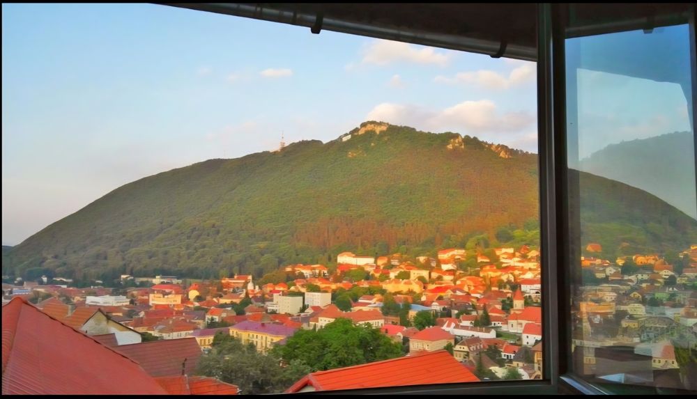 Avem liber de revelion!!Cazare in regim hotelier Brasov Centru Vechi