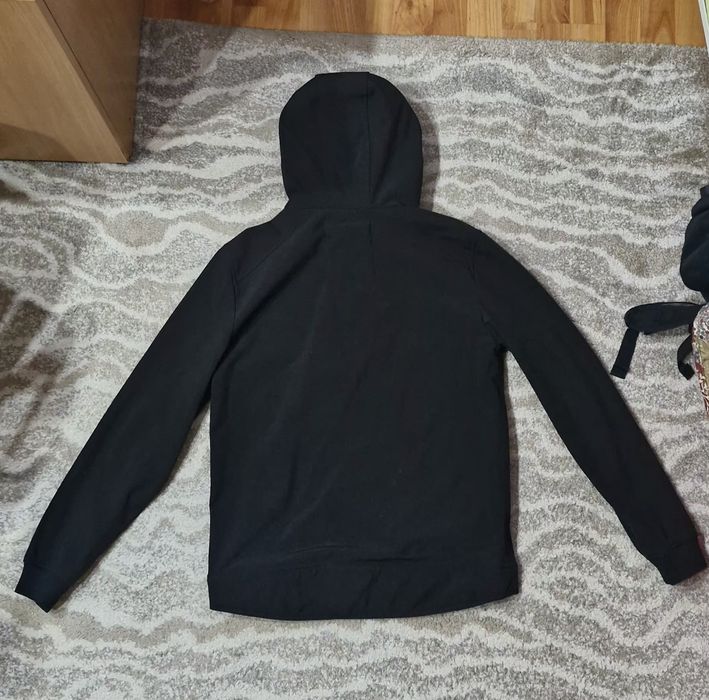 geaca impermeabila pull&bear