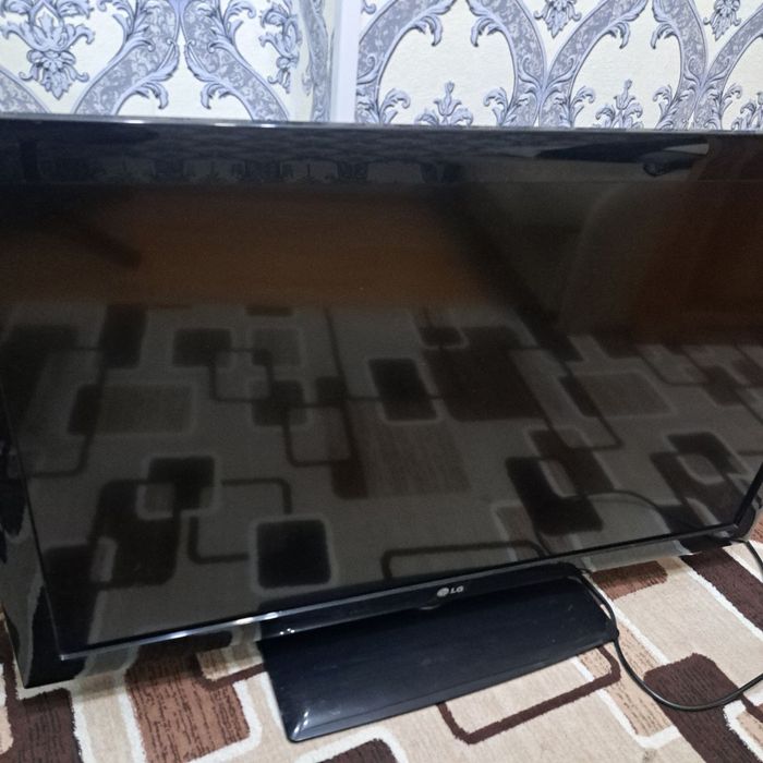 Телевизор LG 43'