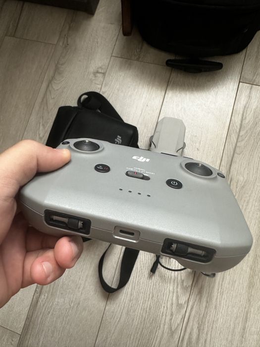 Drona Dji mini 2 fly more combo